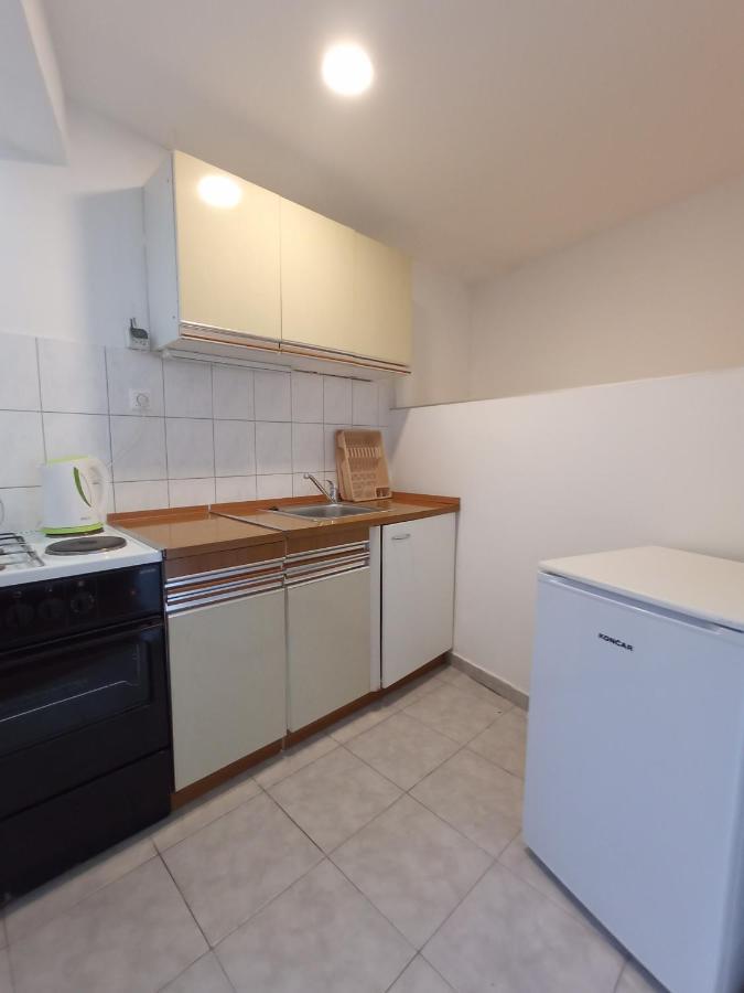 Studio Apartment Tonka Sibenik Bagian luar foto