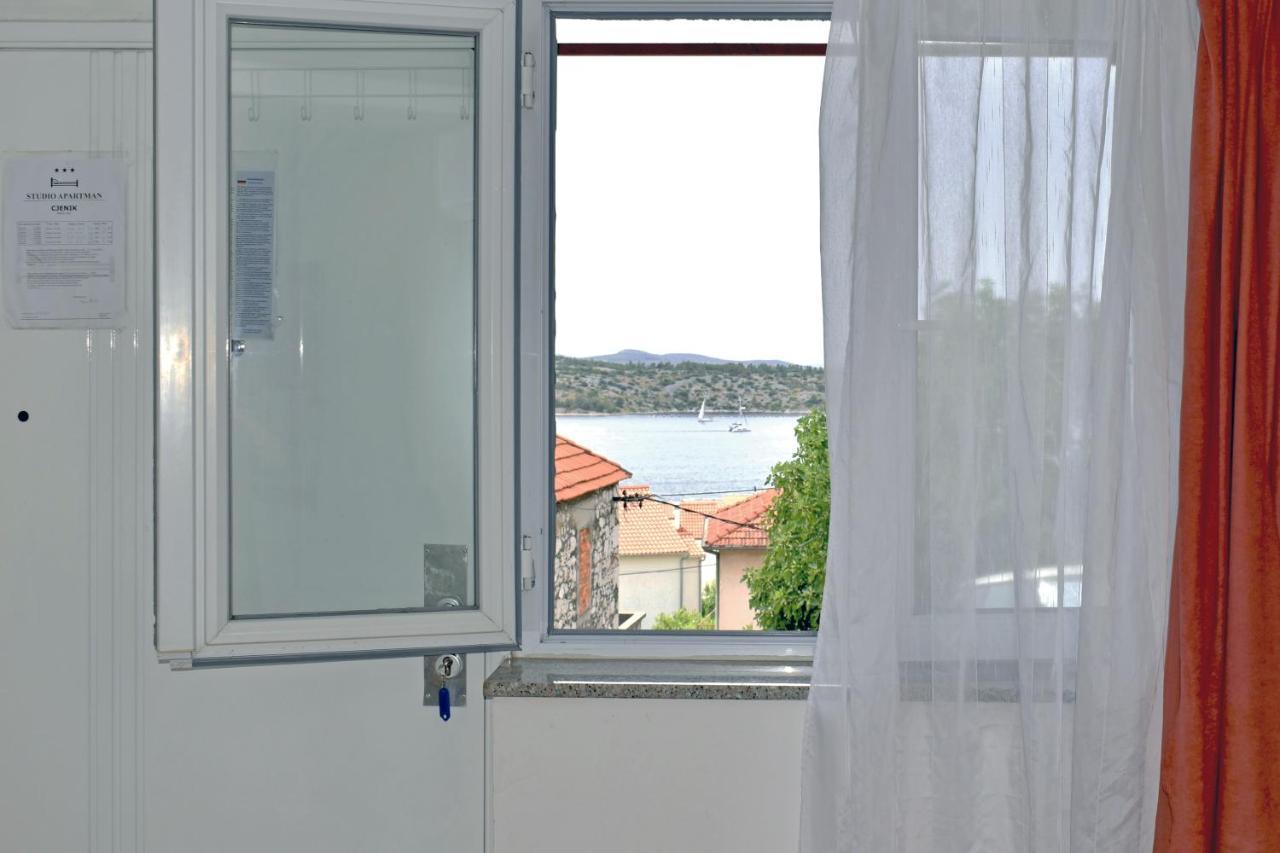 Studio Apartment Tonka Sibenik Bagian luar foto